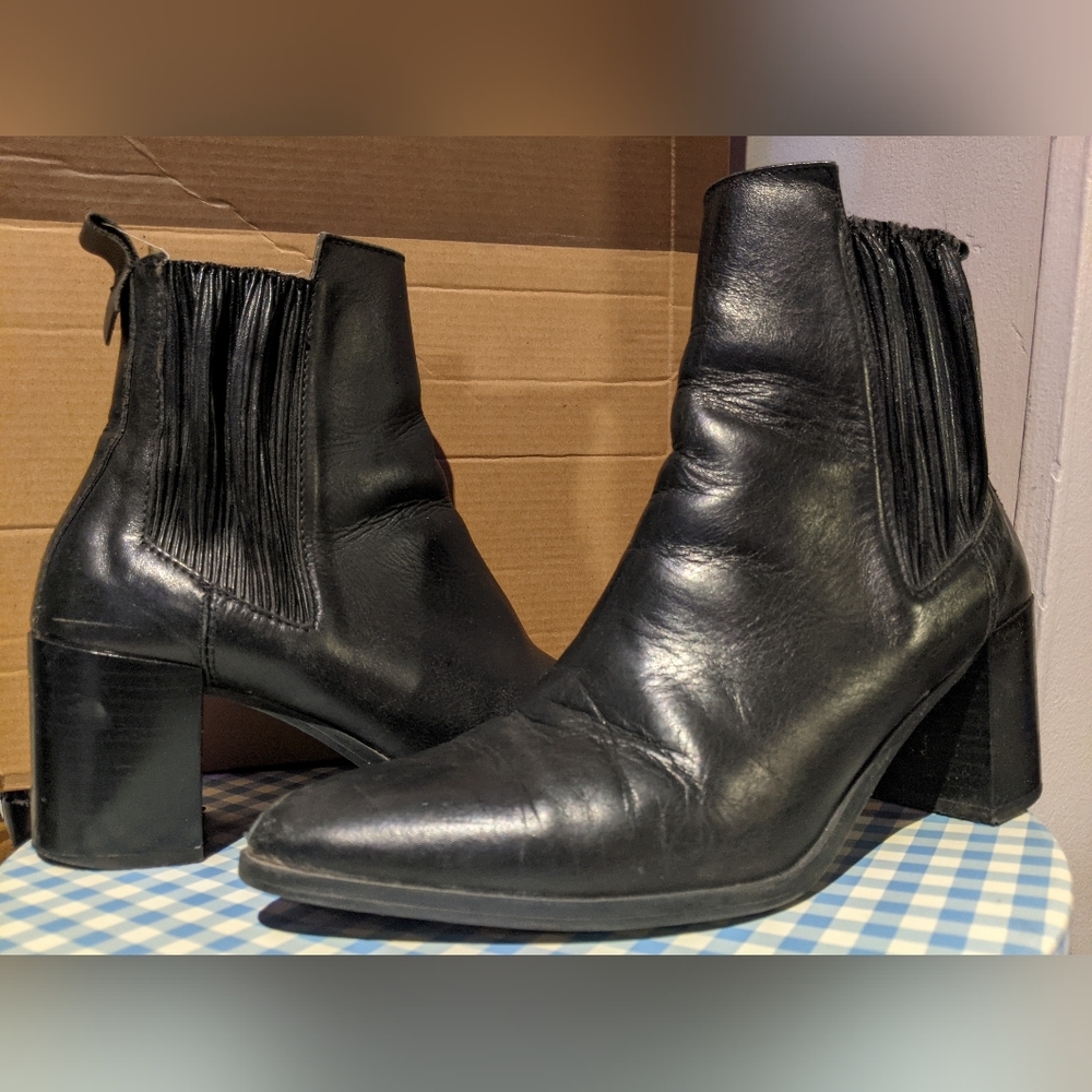 Zara Woman Chunky Heeled Black Leather Ankle Boots Size 39